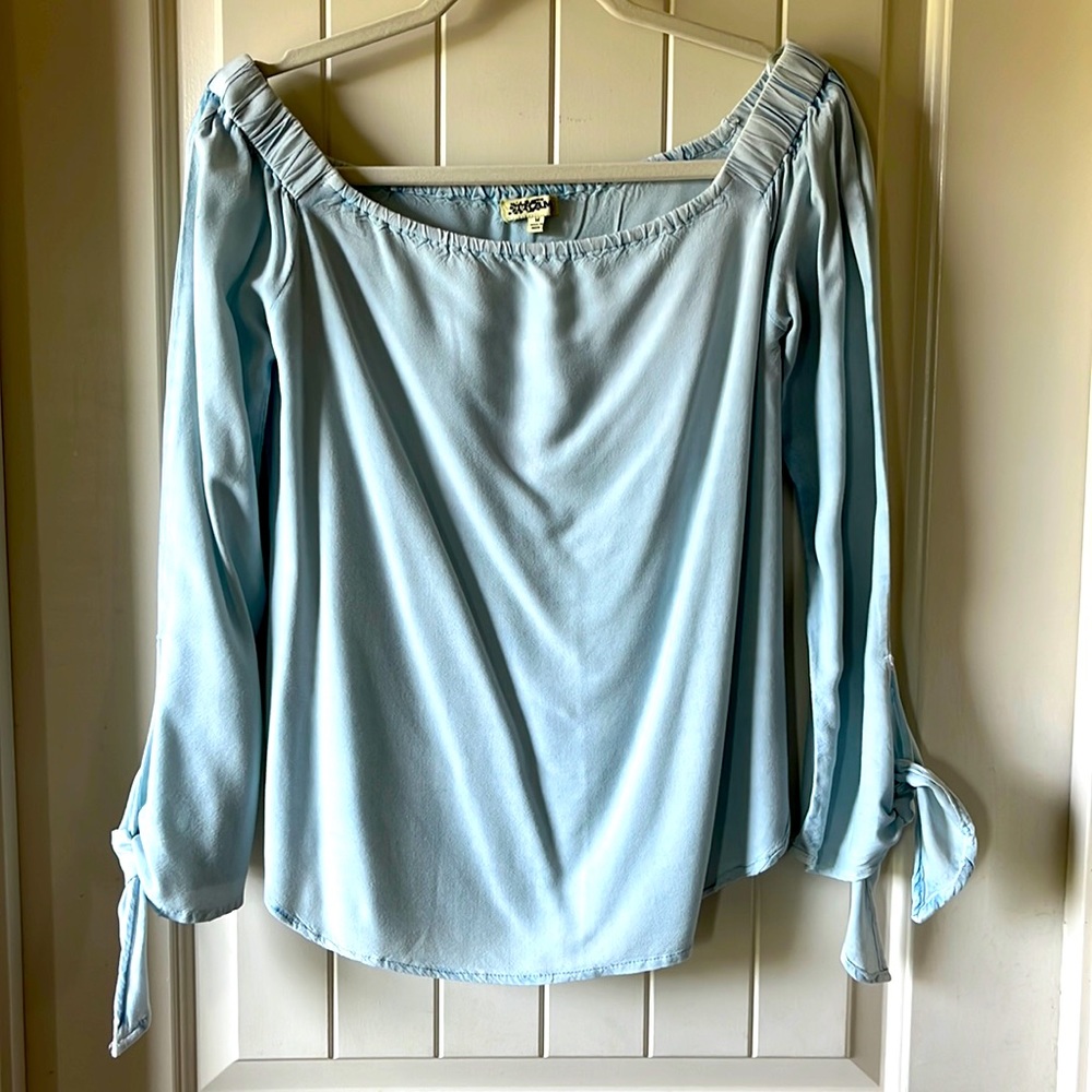 Off shoulder denim top